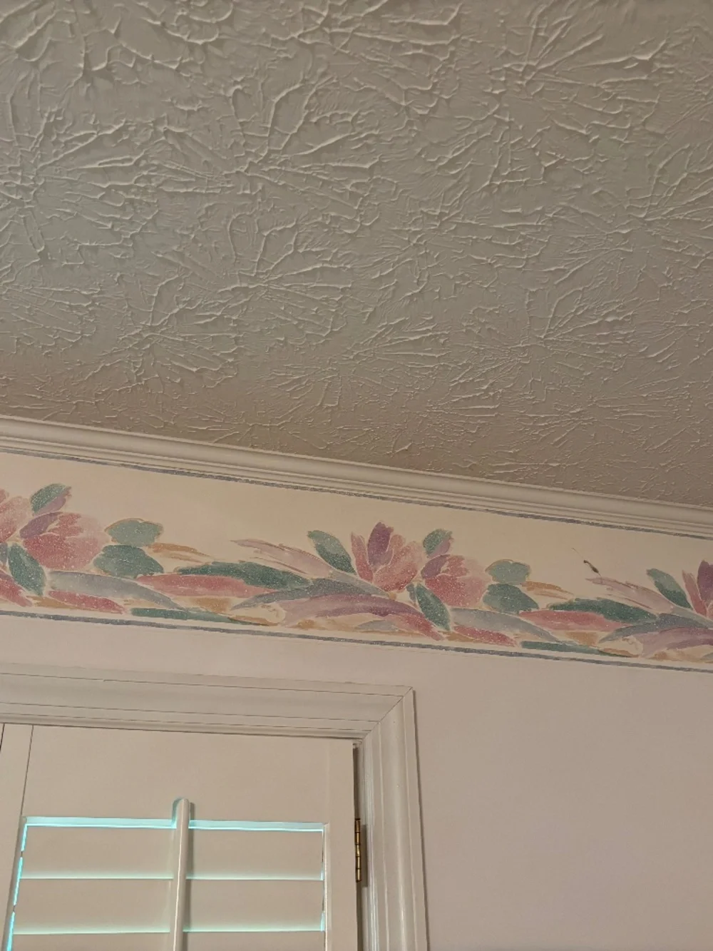Vintage Croscill Sedona Print Wallpaper